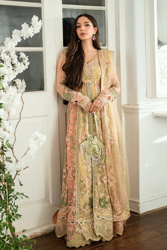 green emerald velvet dress Roohi Luxury Formal Collection '24 by Mushq